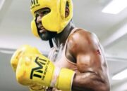 Kisah Floyd Mayweather Jr Pukul KO Petinju Kelas Berat dalam 30 Detik